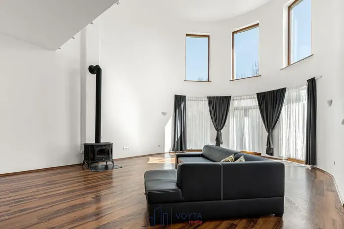 Prodej vily, Nová Role, 347 m2