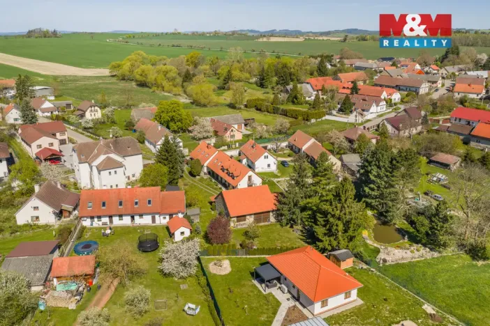 Prodej rodinného domu, Struhařov - Bořeňovice, 343 m2