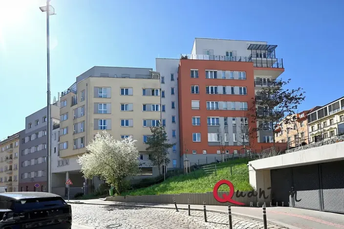 Pronájem kanceláře, Praha - Košíře, Plzeňská, 35 m2
