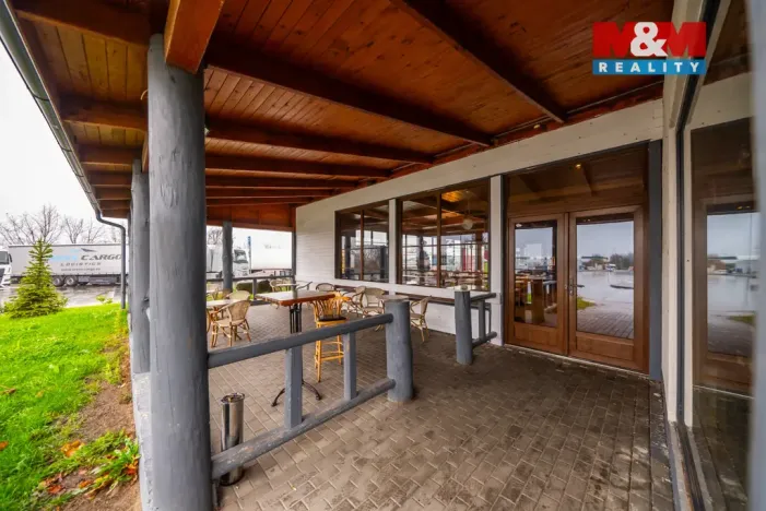 Prodej obchodního prostoru, Olomouc - Nemilany, 600 m2