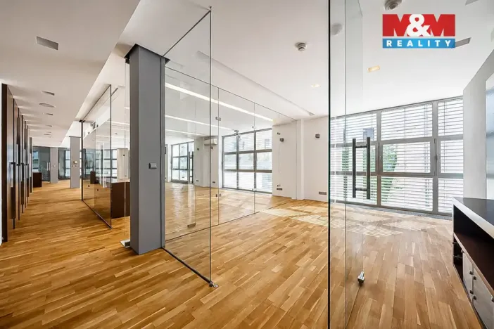 Pronájem kanceláře, Olomouc, Horní náměstí, 708 m2