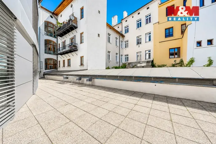 Pronájem kanceláře, Olomouc, Horní náměstí, 708 m2