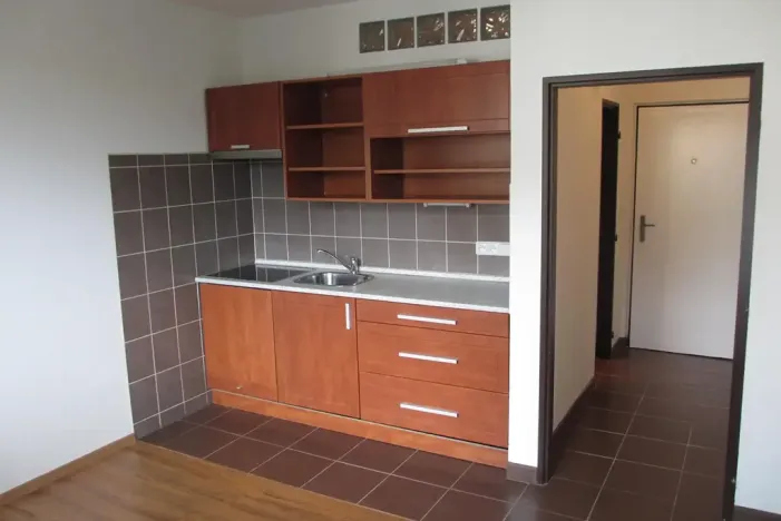 Pronájem bytu 2+kk, Teplice, Palackého, 36 m2