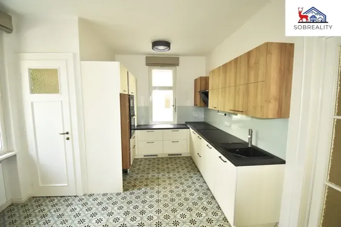 Pronájem bytu 3+1, Teplice, Poštovní, 137 m2