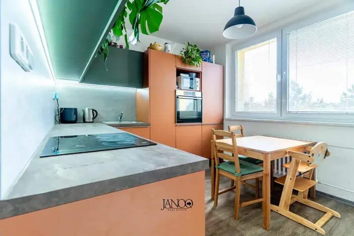 Pronájem bytu 2+1, Hrušovany u Brna, Sídliště, 64 m2