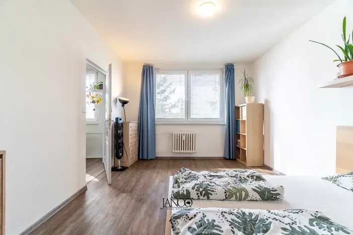 Pronájem bytu 2+1, Hrušovany u Brna, Sídliště, 64 m2