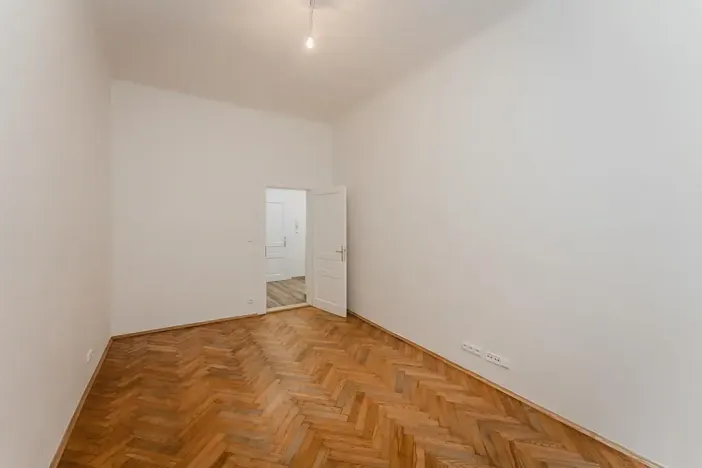 Pronájem kanceláře, Praha - Vinohrady, Mánesova, 52 m2