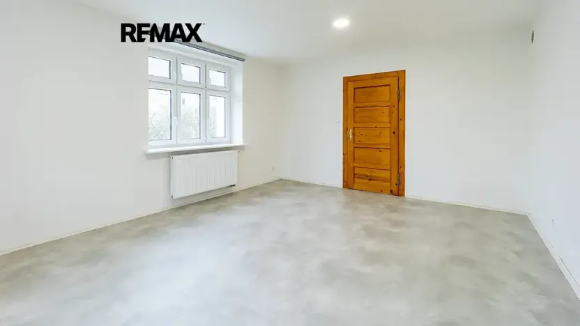 Pronájem bytu 2+kk, Žandov, Pod Dubovkou, 54 m2