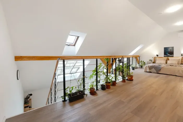 Prodej bytu 1+kk, Praha - Karlín, Peckova, 77 m2