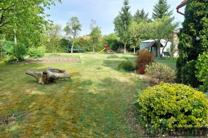 Prodej rodinného domu, Horní Beřkovice, U Lékárny, 115 m2
