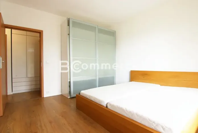 Pronájem bytu 3+kk, Brno, Kosmova, 76 m2