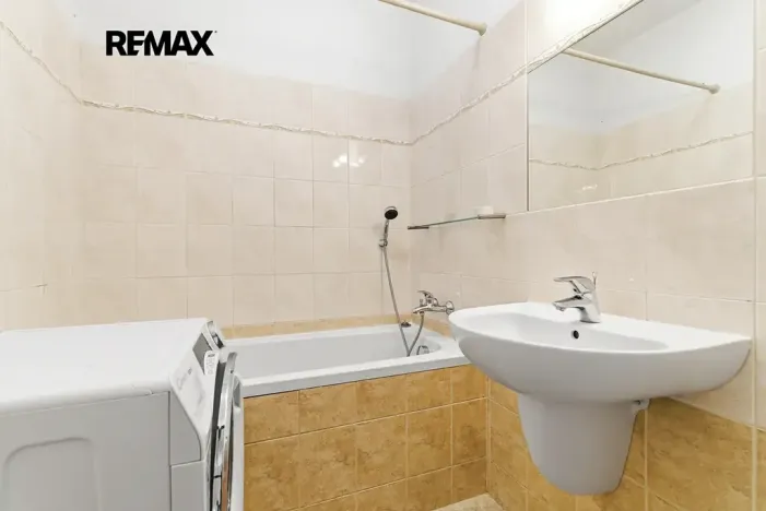 Prodej bytu 3+1, Praha - Háje, Mejstříkova, 61 m2