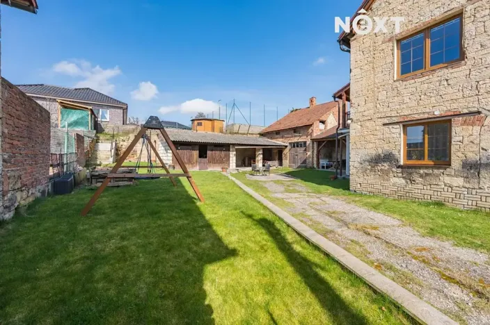 Prodej vícegeneračního domu, Hředle, 206 m2