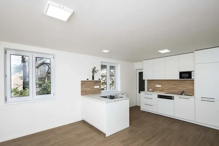 Pronájem bytu 2+kk, Opava, U Hliníku, 46 m2