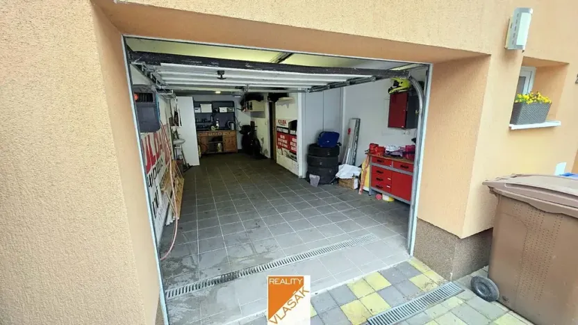 Prodej rodinného domu, Radonice, 200 m2