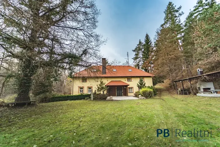 Prodej rodinného domu, Křemže, 450 m2