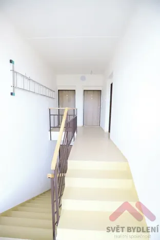 Pronájem bytu 1+kk, Praha - Hloubětín, Pokorného, 33 m2