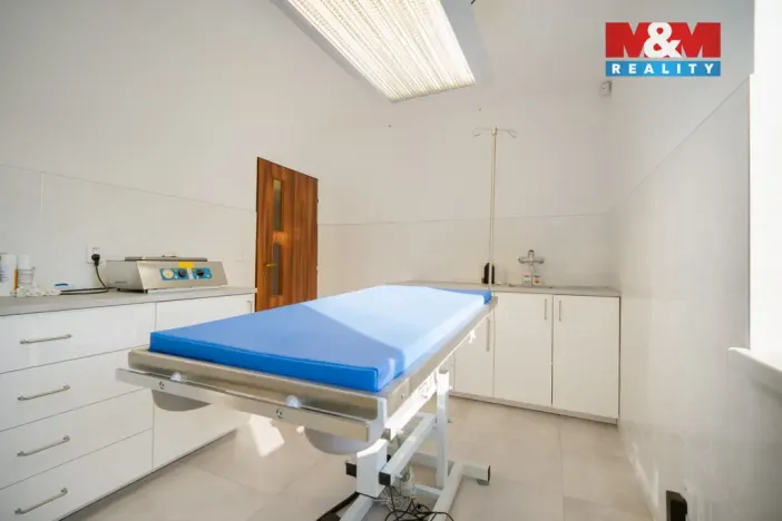 Prodej rodinného domu, Lázně Bohdaneč, Škroupova, 202 m2