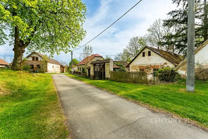 Prodej zemědělské usedlosti, Loket, 80 m2