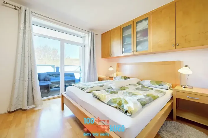 Pronájem bytu 3+kk, Praha - Vysočany, Nepilova, 93 m2