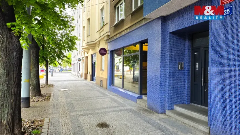 Pronájem obchodního prostoru, Praha - Holešovice, Ortenovo náměstí, 77 m2