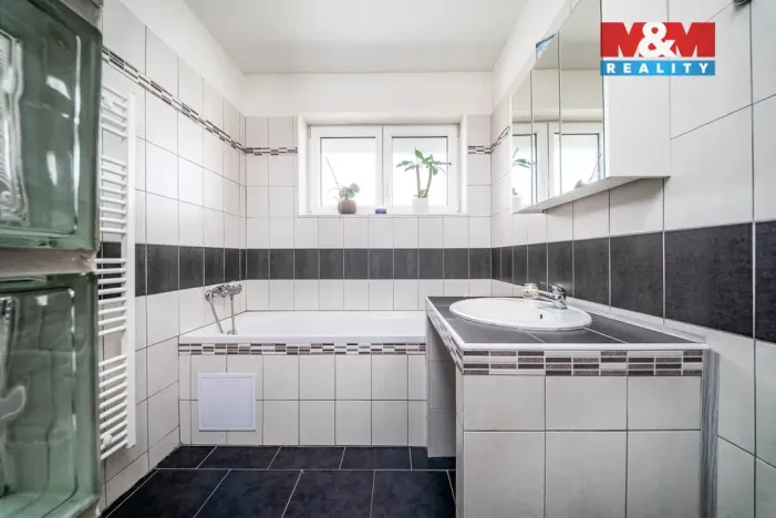 Prodej rodinného domu, Chleby, Járy Cimrmana, 104 m2