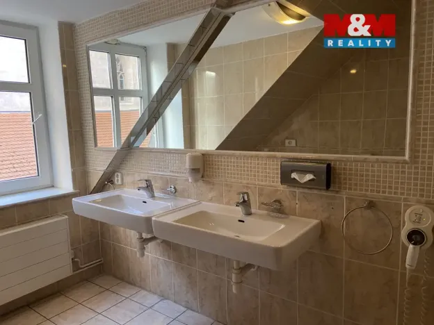 Pronájem bytu 4+kk, Plzeň - Vnitřní Město, Zbrojnická, 110 m2
