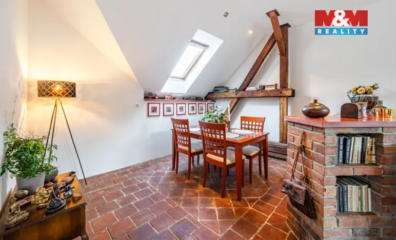 Prodej obchodního prostoru, Kladno - Kročehlavy, Vrchlického, 163 m2