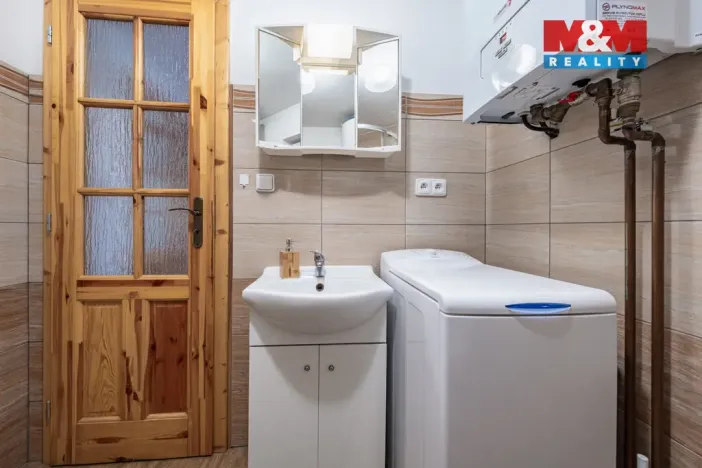 Pronájem bytu 1+kk, Březí, Jana Nepomuckého, 22 m2