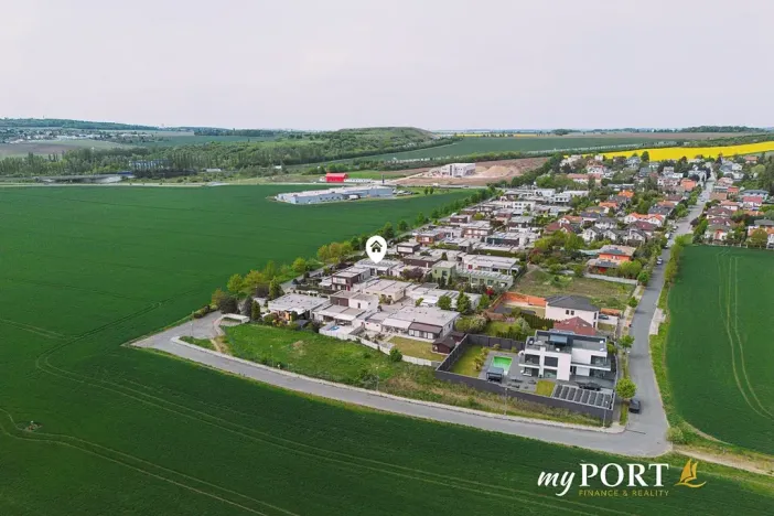 Prodej rodinného domu, Praha - Březiněves, K Březiněvsi, 90 m2