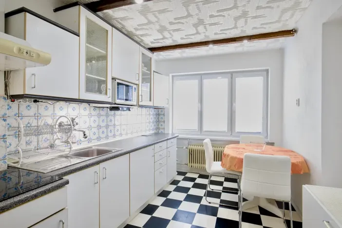 Prodej rodinného domu, Divišov, Zahradní, 150 m2
