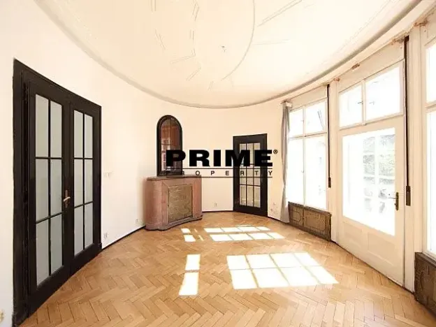 Pronájem kanceláře, Praha - Střešovice, Slunná, 270 m2