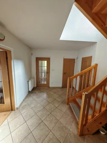 Prodej rodinného domu, Stachy, 250 m2