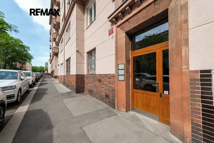 Prodej bytu 3+kk, Praha - Vršovice, Karpatská, 60 m2