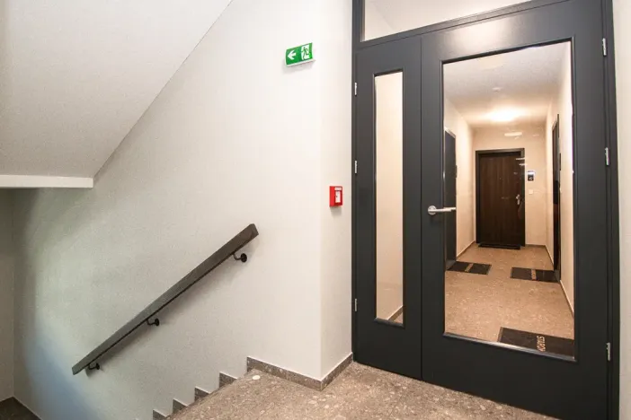 Pronájem bytu 2+kk, Praha - Košíře, Starokošířská, 58 m2