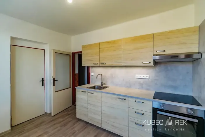 Pronájem bytu 3+1, Sezimovo Ústí, Svépomoc, 69 m2