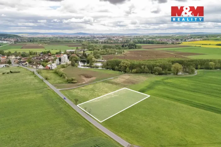 Prodej louky, Plzeň - Malesice, 7603 m2