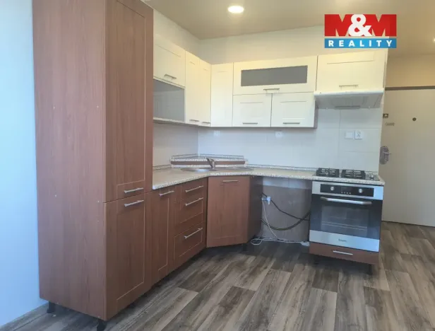 Pronájem bytu 1+1, Jirkov, Generála Svobody, 33 m2