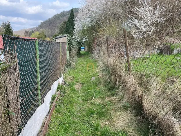 Prodej zahrady, Všenory, 1085 m2