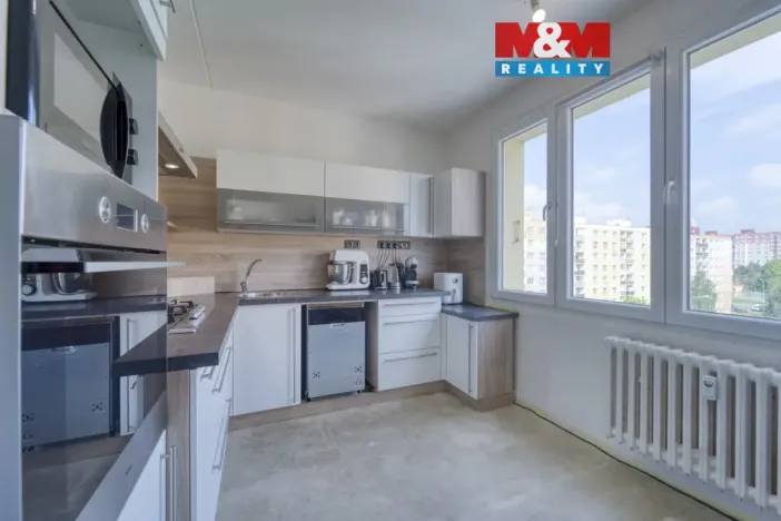 Prodej bytu 3+1, Plzeň - Severní Předměstí, Strážnická, 62 m2