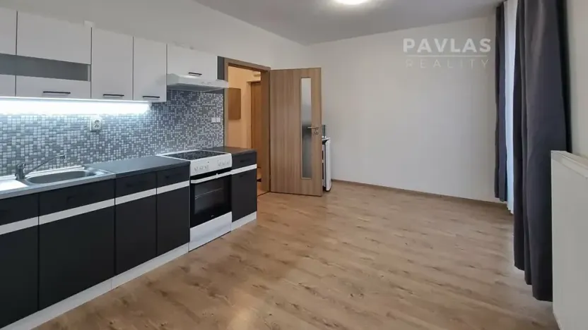 Pronájem bytu 1+kk, České Budějovice, Lidická tř., 29 m2