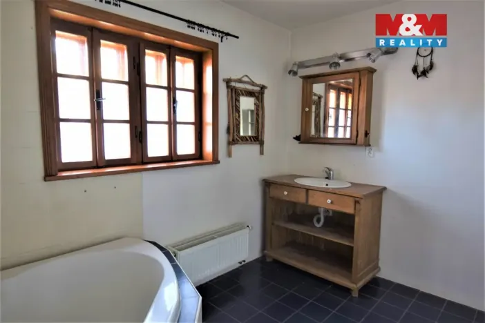 Pronájem rodinného domu, Horní Libchava, 310 m2