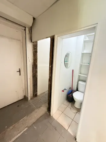 Pronájem obchodního prostoru, Praha - Josefov, Kaprova, 28 m2