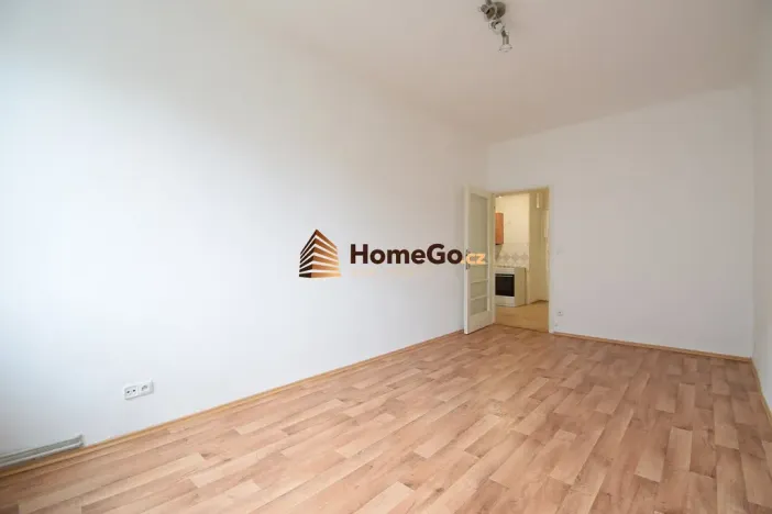 Pronájem bytu 2+1, Praha - Nusle, U gymnázia, 57 m2