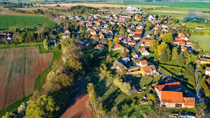 Prodej pozemku pro bydlení, Svojetín, 3831 m2