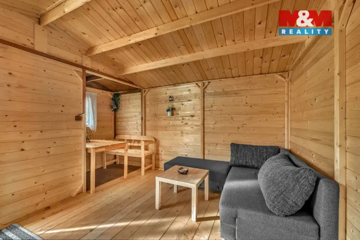 Prodej zahrady, Rybitví, 148 m2