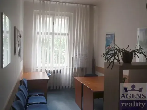 Pronájem kanceláře, Praha - Nové Město, Legerova, 18 m2