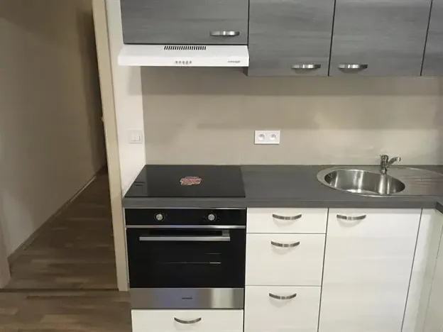 Pronájem bytu 1+kk, Olomouc, Janského, 28 m2