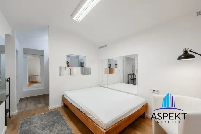 Pronájem bytu 1+kk, Praha - Žižkov, Ondříčkova, 32 m2