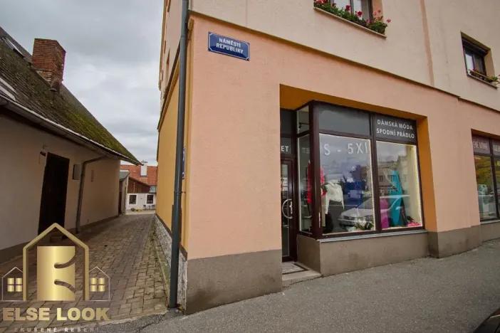 Pronájem obchodního prostoru, Nové Město nad Metují, Komenského, 105 m2